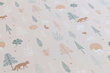 Lade das Bild in den Galerie-Viewer, 1.5 Weihnachtstiere im kalten Wald