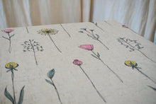 Lade das Bild in den Galerie-Viewer, 1 Blumentischdecke