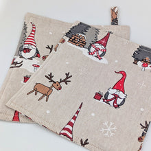 Lade das Bild in den Galerie-Viewer, 1 Topflappen Weihnachten - Kieu.FashionArt