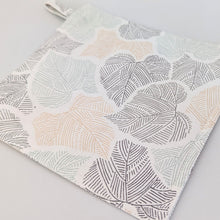 Lade das Bild in den Galerie-Viewer, 2 Blätter Topflappen - Kieu.FashionArt