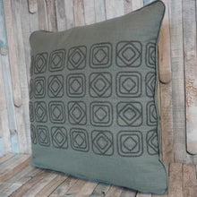Lade das Bild in den Galerie-Viewer, 2 Kissenbezug moss grün
