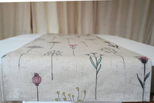 Lade das Bild in den Galerie-Viewer, 2 Tischdecke Blumen