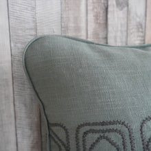 Lade das Bild in den Galerie-Viewer, 3 Kissen Mossgrün