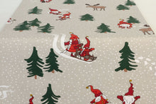 Lade das Bild in den Galerie-Viewer, 5 Tischdecke Weihnachten