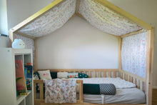 Lade das Bild in den Galerie-Viewer, Betthimmel Kinderzimmer