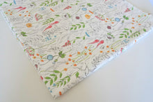 Lade das Bild in den Galerie-Viewer, Blumentischdecke