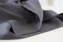 Lade das Bild in den Galerie-Viewer, Grauer Leinenstoff