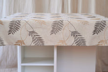Lade das Bild in den Galerie-Viewer, Leinen Tischdecke mit Blättern