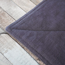 Lade das Bild in den Galerie-Viewer, Leinen Untersetzer Kieu.FashionArt