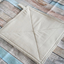 Lade das Bild in den Galerie-Viewer, Leinentopflappen beige
