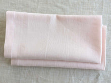 Lade das Bild in den Galerie-Viewer, Pinke Leinenserviette - Kieu.FashionArt