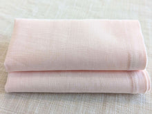 Lade das Bild in den Galerie-Viewer, Rosa Leinenserviette - Kieu.FashionArt