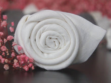 Lade das Bild in den Galerie-Viewer, Serviettenblüte-Kieu.FashionArt
