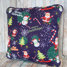 Lade das Bild in den Galerie-Viewer, Weihnachtskissen blau