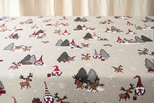 Lade das Bild in den Galerie-Viewer, Weinachten Tischdecke