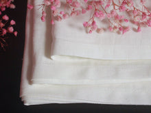 Lade das Bild in den Galerie-Viewer, Weisse Leinenserviette - Kieu.FashionArt