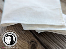 Lade das Bild in den Galerie-Viewer, Kieu.FashionArt-Leinenserviette