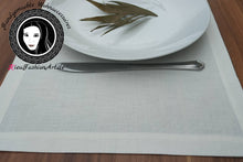 Lade das Bild in den Galerie-Viewer, Kieu.FashionArt-Tischset