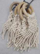 Lade das Bild in den Galerie-Viewer, Makramee Serviettenringe - Kieu.FashionArt