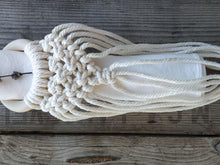 Lade das Bild in den Galerie-Viewer, Serviettenring in beige - Kieu.FashionArt