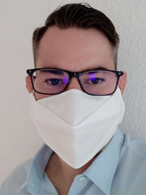 Lade das Bild in den Galerie-Viewer, Weiße Gesichtsmaske - Manuel