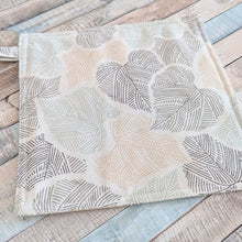Lade das Bild in den Galerie-Viewer, 4 Herbstlicher Topflappen - Kieu.FashionArt
