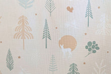 Lade das Bild in den Galerie-Viewer, 6 Beige Weihnachtstischdecke - Kieu.FashionArt
