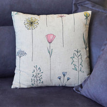 Lade das Bild in den Galerie-Viewer, 7 Sofakissen - Blumen
