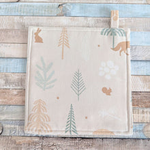 Lade das Bild in den Galerie-Viewer, 6 Topflappen Weihanchten - Wolf
