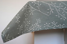 Lade das Bild in den Galerie-Viewer, Tischdecke - Kieu.FashionArt
